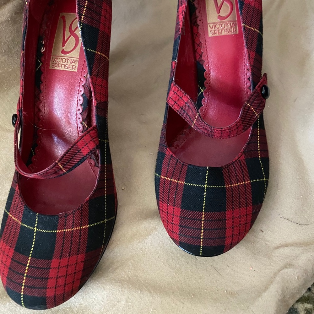 ladies plaid heels